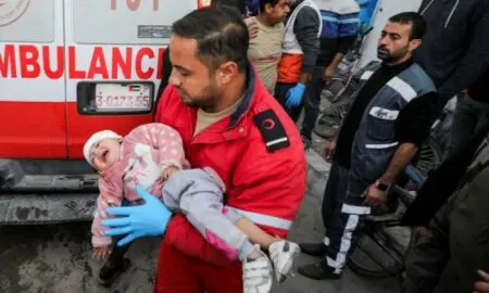 استشهاد 24 فلسطينيا بقصف إسرائيلي على مدرستي نازحين ومنازل بغزة