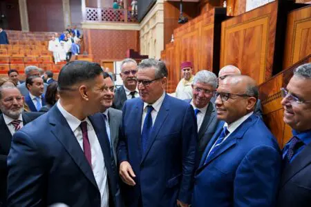 التعديل الحكومي… “البام” يُقطر الشمع على وزراء الأحرار