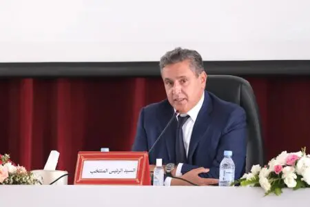 أخنوش يطلق صفقة شراء 274 حافلة جديدة لأكادير بمبلغ 74 مليارا (وثيقة)