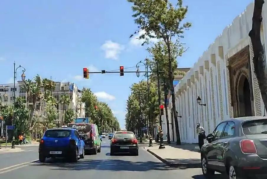 مليار سنتيم لإصلاح شبكة الأضواء الثلاثية بالرباط