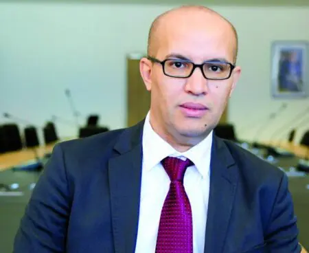 مدير وكالة الأدوية ينحني للعاصفة ويقرر استدعاء النقابات للحوار