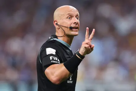 “حكم أوروبا الأول” يقود ديربي مدريد بين الريال وأتلتيكو