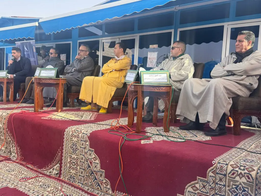 من داخل معقل أخنوش.. كواليس لقاء شبابي تحوّل إلى استعراض سياسي جانب من اللقاء الذي أطره لحسن السعدي وقيادات محلية من الأحرار