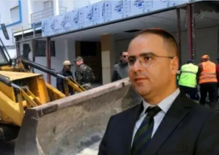 “هنكارات الحفاية”… تخزين عشوائي يكشف اختلالات خطيرة بإقليم النواصر جلال بنحيون ( عامل عمالة النواصر )