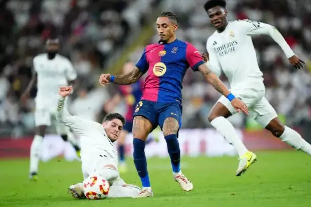 برشلونة ينتصر في معركة الكلاسيكو ويفرض هيمنته على كأس ملك إسبانيا