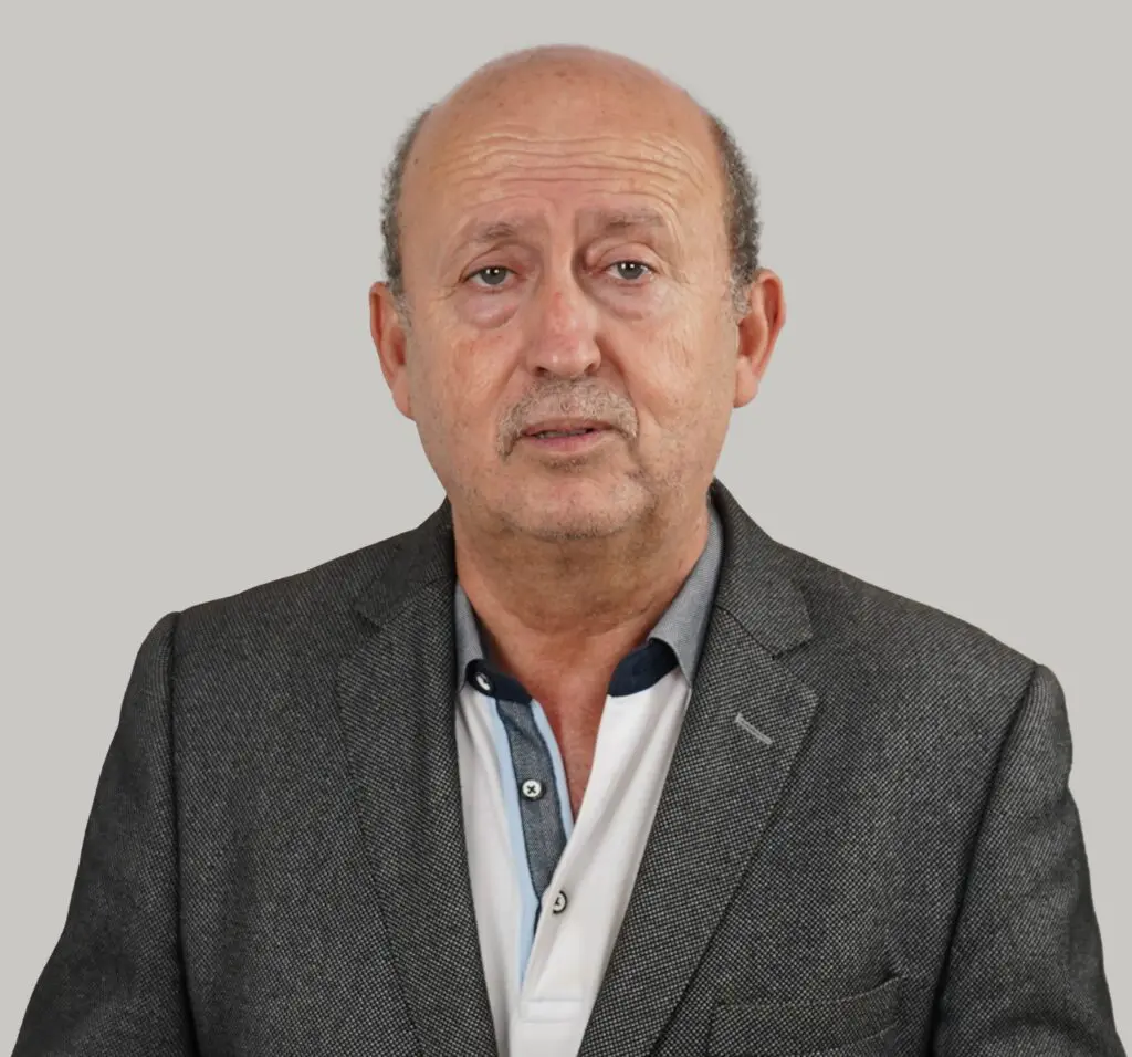 شهادة بظلمه تناساها الرميد