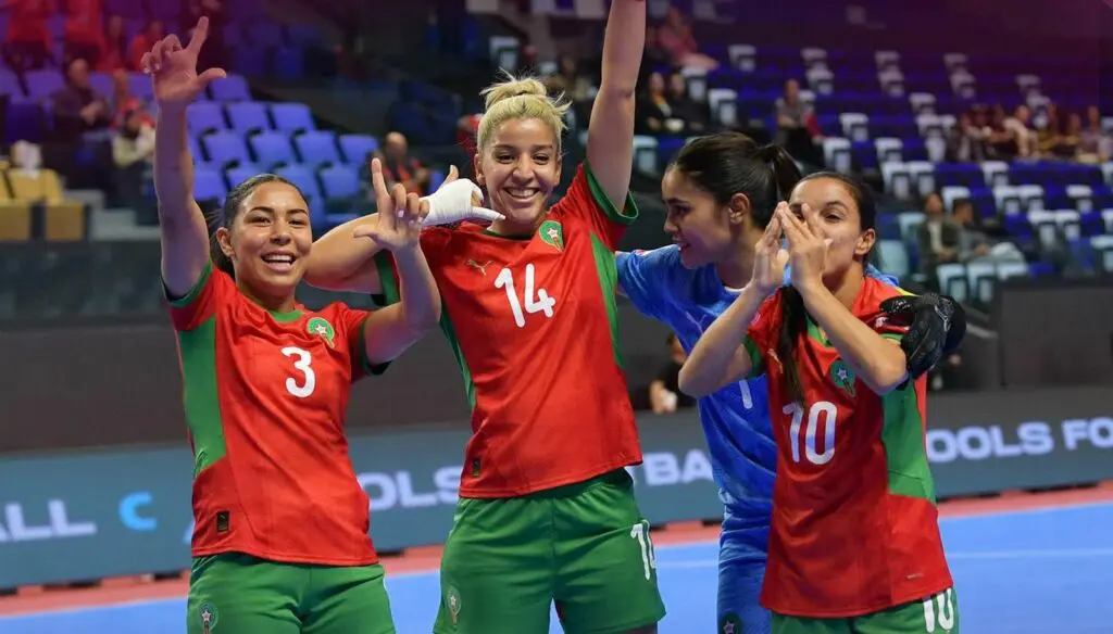 المنتخب النسوي لـ”الفوتسال” يكتسح الكاميرون ويحجز مقعده في نصف نهائي “الكان”