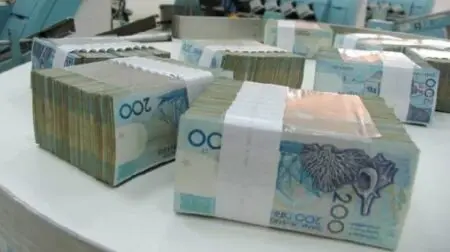 غرامة ثقيلة وتعويض مالي للأستاذ المتهم ببيع الماستر والدكتوراة