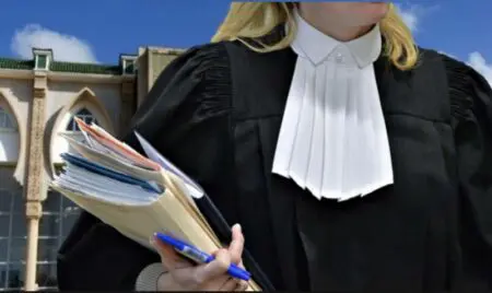 هيئة المحامين بالبيضاء تهاجم “الجمعية”و تعلن رفضها لمشروع قانون المهنة
