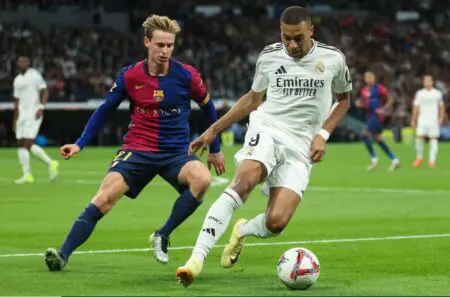 كلاسيكو ناري قد يحدد بطل الليغا.. الصراع يحتدم بين برشلونة وريال مدريد