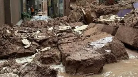 33 مليار لإعادة تأهيل المناطق المتضررة من الفيضانات بورزازات