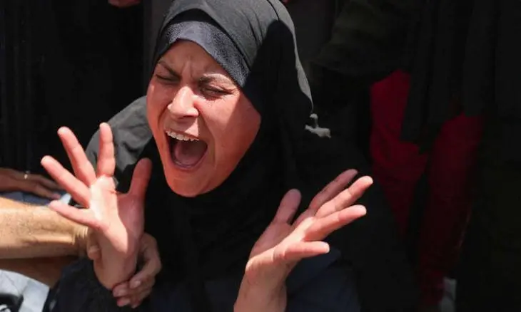 34 شهيدًا في قطاع غزة منذ فجر الجمعة أغلبهم من المنتظرين للمساعدات