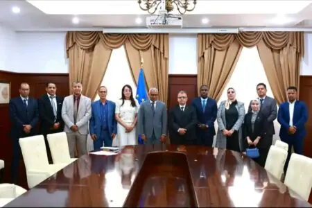 وفد من “أحرار تزنيت” يصدّر “الفراغ التنموي” إلى الرأس الأخضر باسم الاقتصاد الأزرق