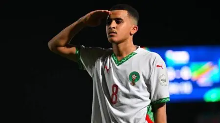 وزان يقترب من ريال مدريد رغم ضغط أياكس وبرشلونة