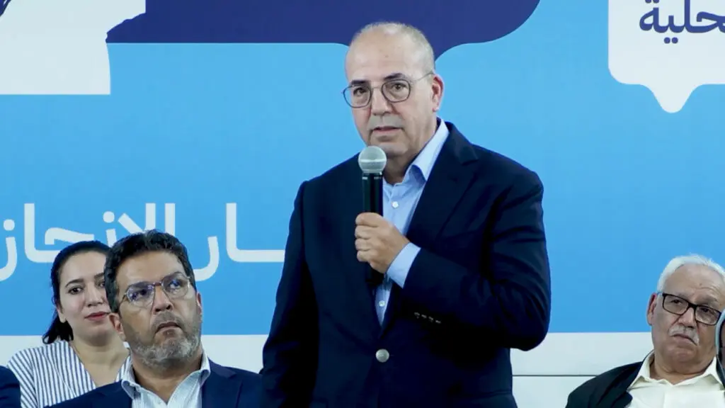 “نقاش الأحرار” بتيزنيت يتحول إلى “جلسة محاكمة” للوزير “البواري”