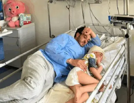 شاطئ سيدي رحال.. طفلة بين الحياة والموت بسبب استهتار “ولد الفشوش”
