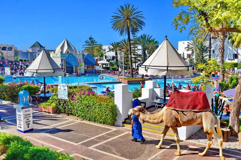 ديون تتجاوز 10 مليارات تُسقِط فندقًا سياحيًا بارزًا في أكادير فندق Caribbean Village Agador في أكادير
