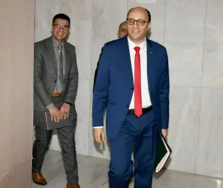 الوسيط يفضح تعنت الإدارة: أحكام القضاء لا تُنفذ وتعويضات الزلزال تراوح مكانها