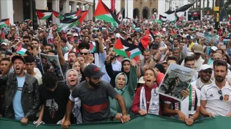 بيان نقابي يربط معركة الشباب المغربي بتحرر فلسطين
