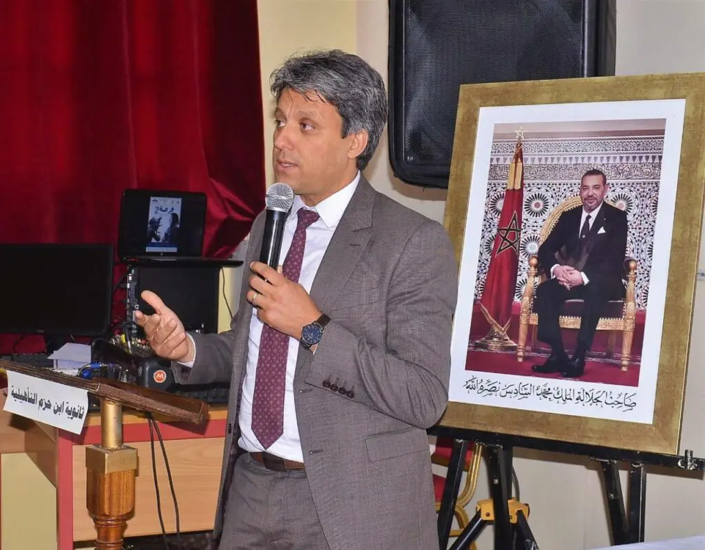 دخول مدرسي مرتبك بفاس مكناس وسط خصاص مهول واكتظاظ خانق فؤاد الرواضي مدير الأكاديمية الجهوية للتربية والتكوين بجهة فاس مكناس