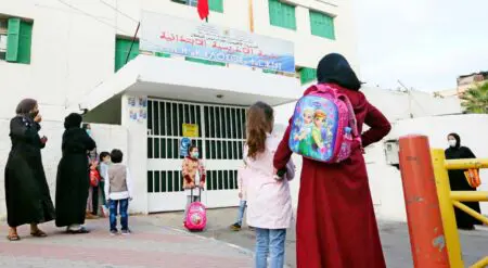 مشروع قانون التعليم المدرسي يشعل مواجهة جديدة بين النقابات والحكومة