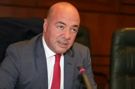 دعم السكن يتهاوى في القرى… وخبراء: الحكومة أنقذت العقار ونسيت المواطن