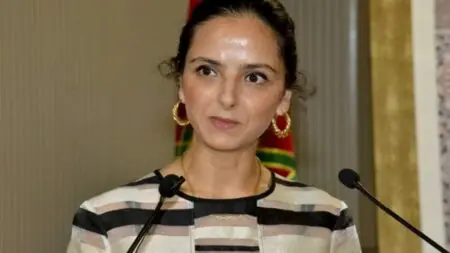 “لبنى طريشة” تستعيد قوتها وتفوت صفقات للتواصل بمبلغ يتجاوز المليار