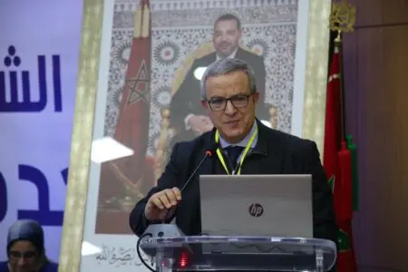 أوجار يشخص أعطاب السياسة: “بيروقراطية ثقيلة تتحكم فيها الدولة العميقة وصلاحيات المنتخبين معلقة بيد الولاة والعمال”