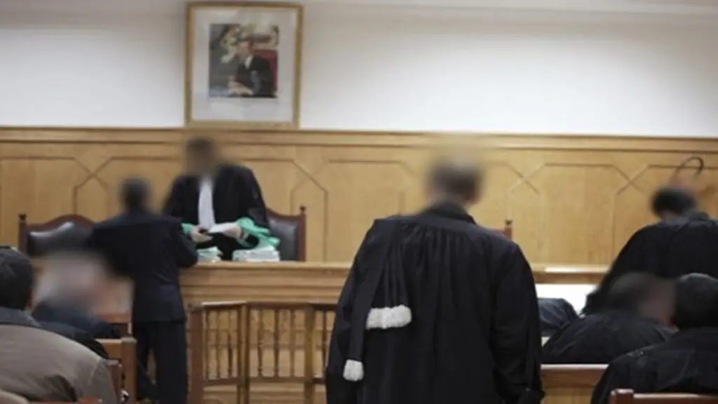 مسؤولون كبار ومنعشون وأصحاب شركات أمام غرفة جرائم الأموال