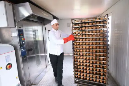 مديرية الأمن تخصص وحدات متنقلة لتأمين الخبز بالقصر الكبير