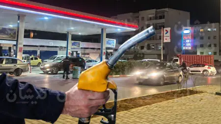 لعبة “تعطيش المحطات”.. شركات توزيع تجمّد الإمدادات في انتظار زيادات أبريل