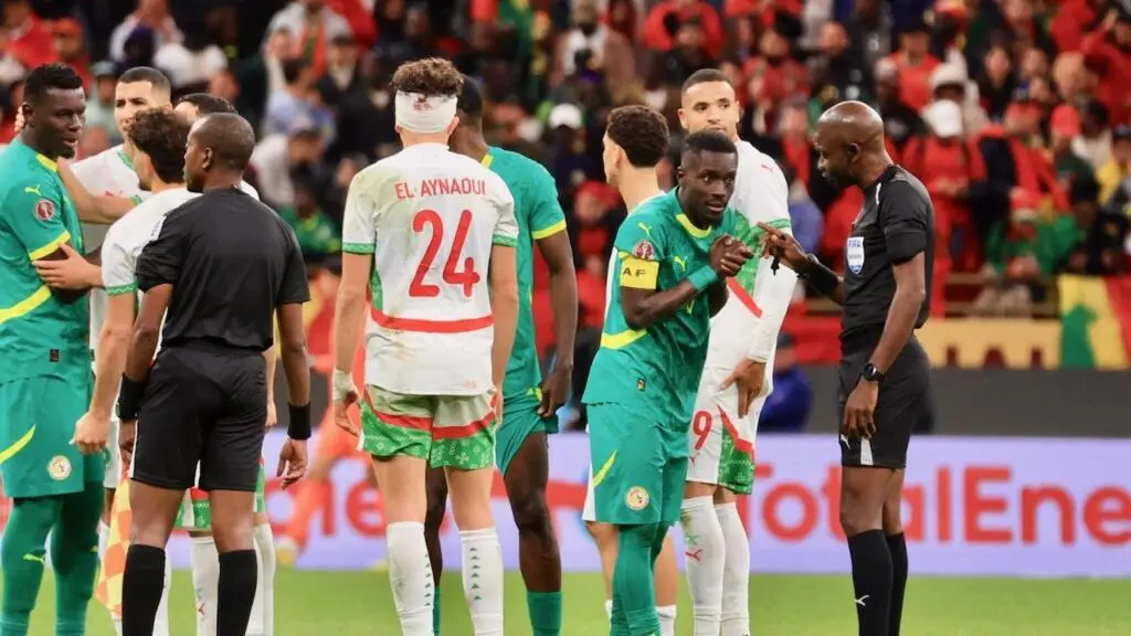 موقع فرنسي: سحب الكأس من السنغال قرار “منطقي”.. لكن توقيته كارثي
