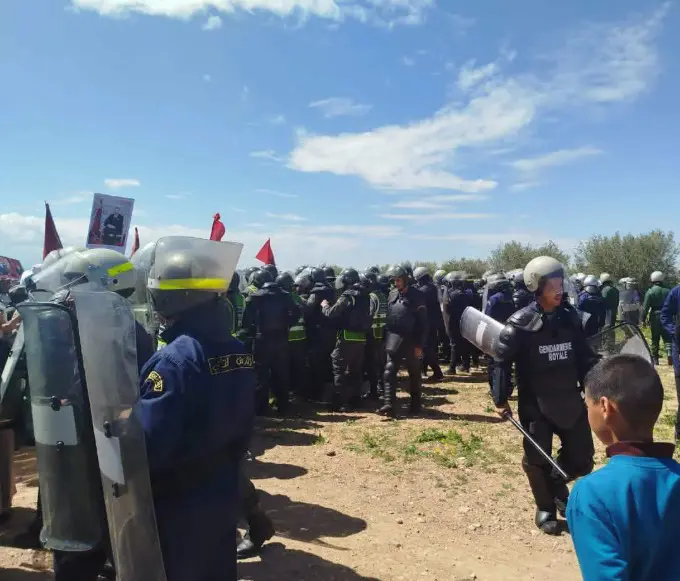 قلعة السراغنة.. القضاء يوزع 5 سنوات سجنا على معارضي مشروع مقلع الرمال