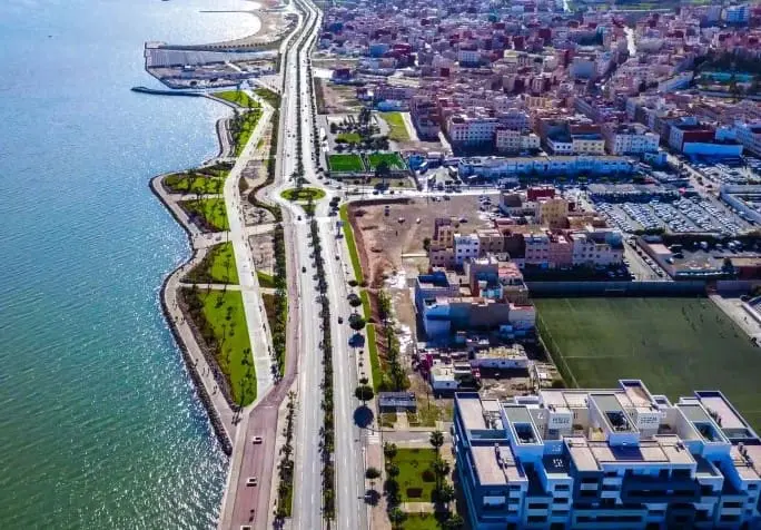 غزو الطحالب والنفايات الصلبة يحول “مارتشيكا” إلى بؤرة بيئية مقلقة