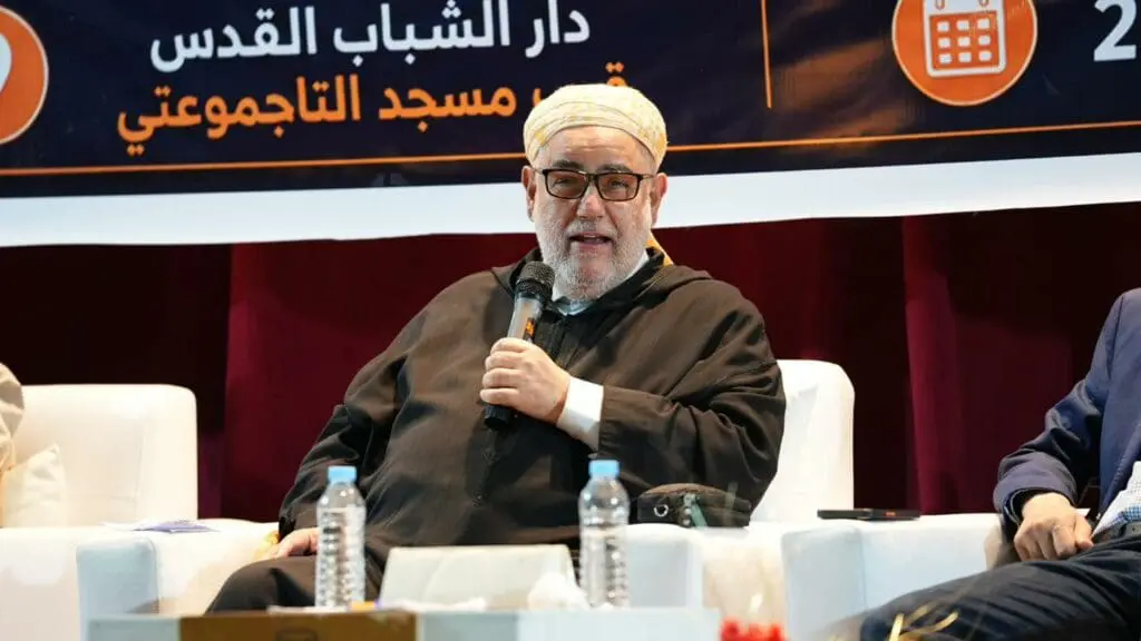 بنكيران: هناك من ينهب البلاد وقد يدفع بها نحو الخراب