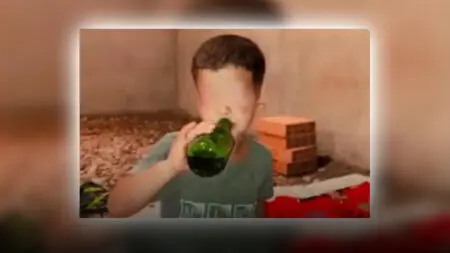 حقوقيون يدعون إلى تحقيق عاجل بعد فيديو لطفل يُجبر على شرب الخمر