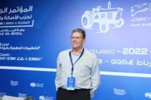 “البام” ينهي حقبة “رحو الهيلع” ويمنح التزكية لقيادية سابقة بالأحرار