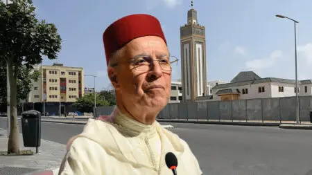 هل تخطط وزارة الأوقاف لهدم مسجد لصالح مشروع عقاري..؟