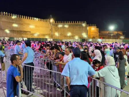 فضاء “فان زون” بوجلود بفاس يستقطب أزيد من ثمانية آلاف مشجع في ليلة “الأسود” أمام البرازيل