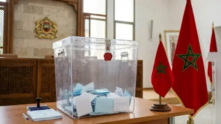 الأحزاب تضع عقوبة “العزل” في الثلاجة والترحال يمتد لمنتخبين كبار