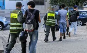 سنة دون محاكمة…مطالب حقوقية بالإفراج عن معتقلي “جيل زد”
