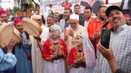 بنكيران يُشهر ورقة “المؤشر الاجتماعي” بعد أن جرّده أخنوش من “الساعة”