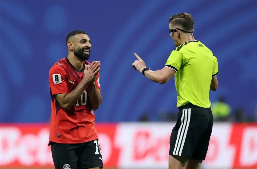 مصر تشكو حكم مباراة الأرجنتين وتطالب باستبعاده من المونديال
