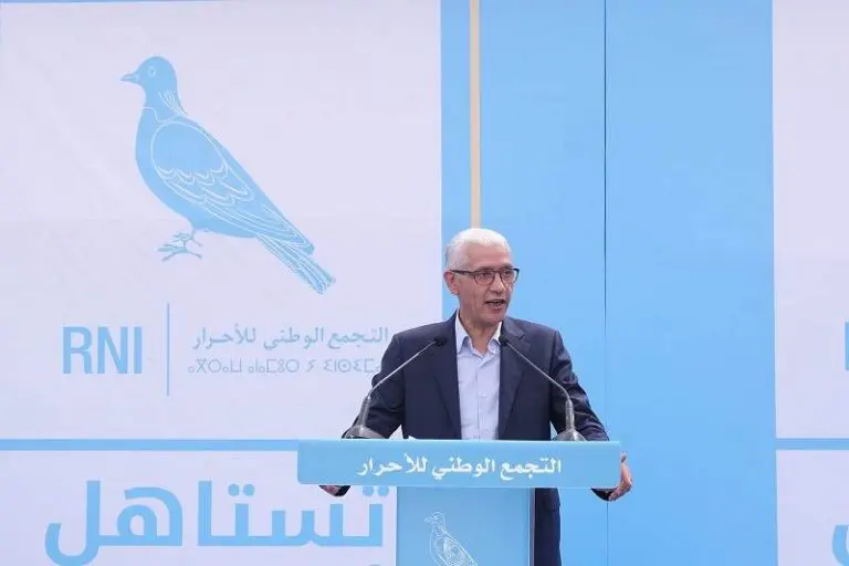الطالبي العلمي وازدواجية الخطاب السياسي.. حين تنقلب “الغنيمة” إلى “خيانة” في كواليس “الأحرار”
