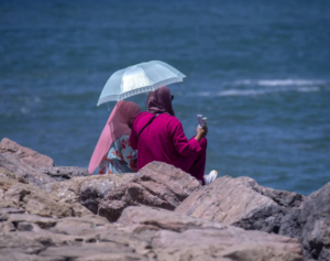 الحرارة تضرب الجيوب.. موجة الصيف ترفع فاتورة الأسر المغربية
