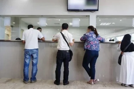 مؤسسات عمومية تتحدى الدستور المغربي وتواصل استخدام الفرنسية
