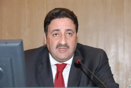 قيوح يدافع عن النقل السري ويصف أصحابه ب”العتاقة”