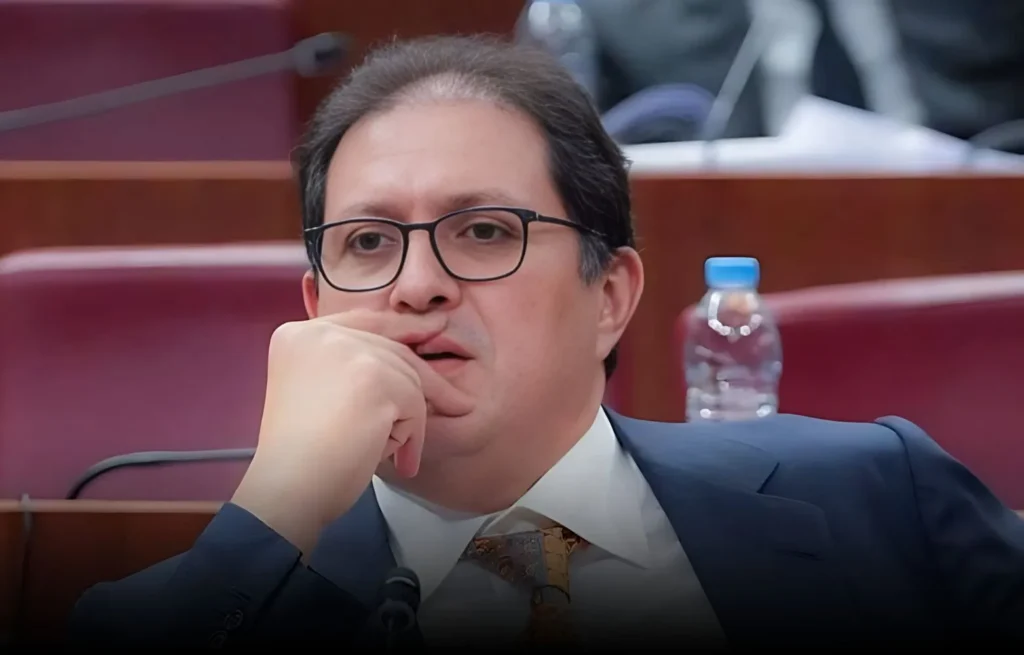 اتهامات بالتقصير تطال هشام آيت منا رئيس المجلس الجماعي للمحمدية