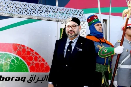 الملك يعطي انطلاقة مشروع سككي ضخم ب96 مليار درهم يشمل أشغال “تيجيفي” واقتناء 168 قطارا